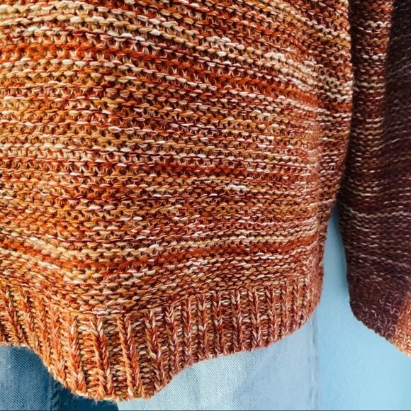 Susina Rust Marbled V-Neck Knit Sweater. Size Medium - Picture 4 of 11